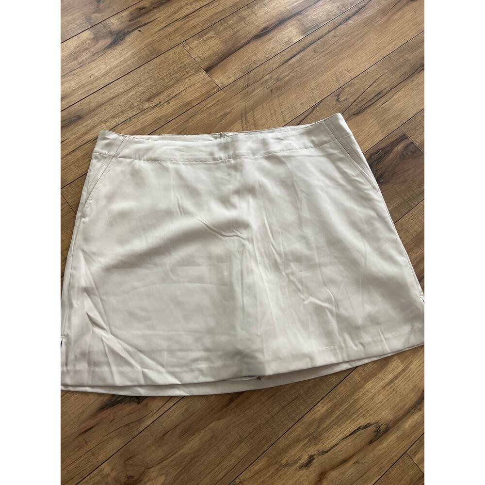 NWT Lady Hagen size 14 beige golf skort